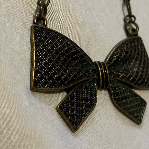 Elegant Bow Pendant Necklace in Black and Gold 9” - Picture 7 of 7